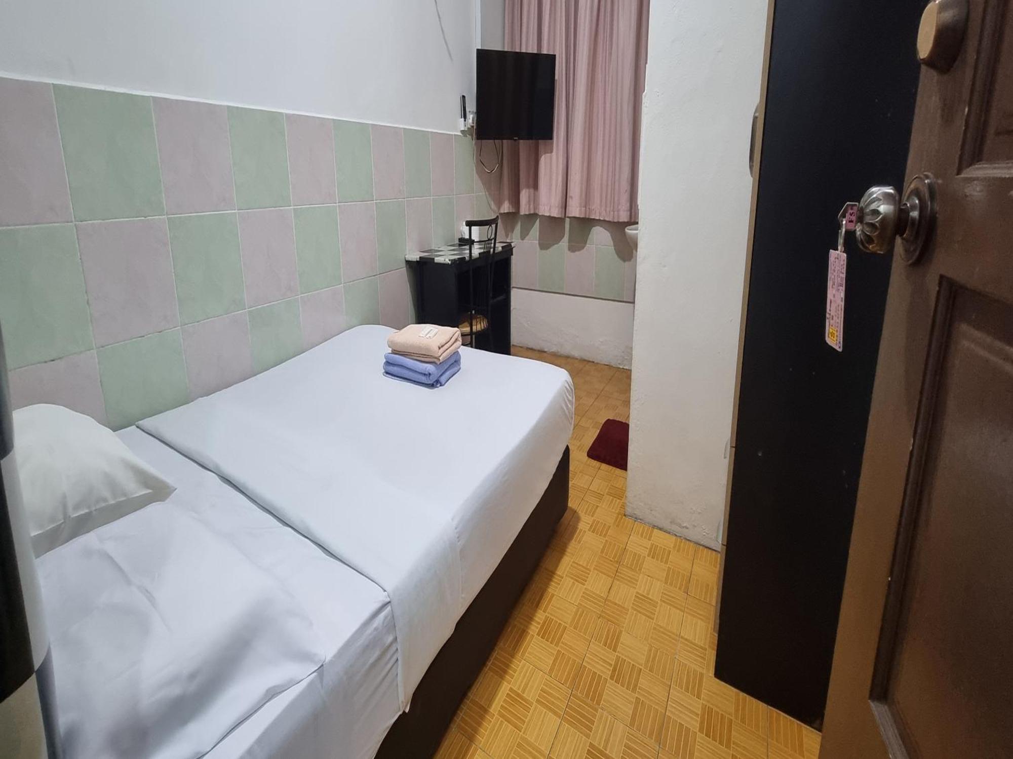 Oyo 90972 Jj Homestay Miri Exterior photo