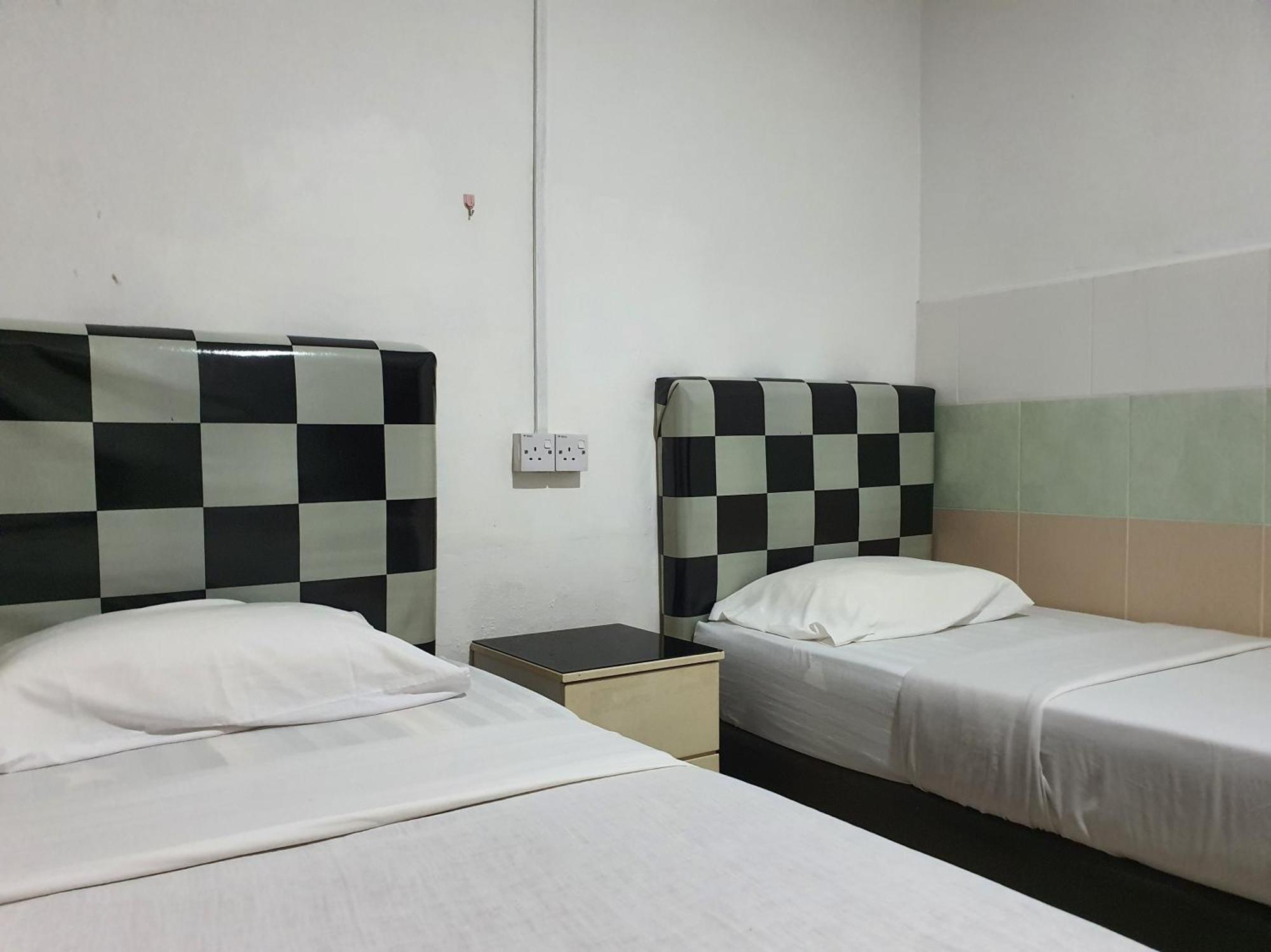Oyo 90972 Jj Homestay Miri Exterior photo