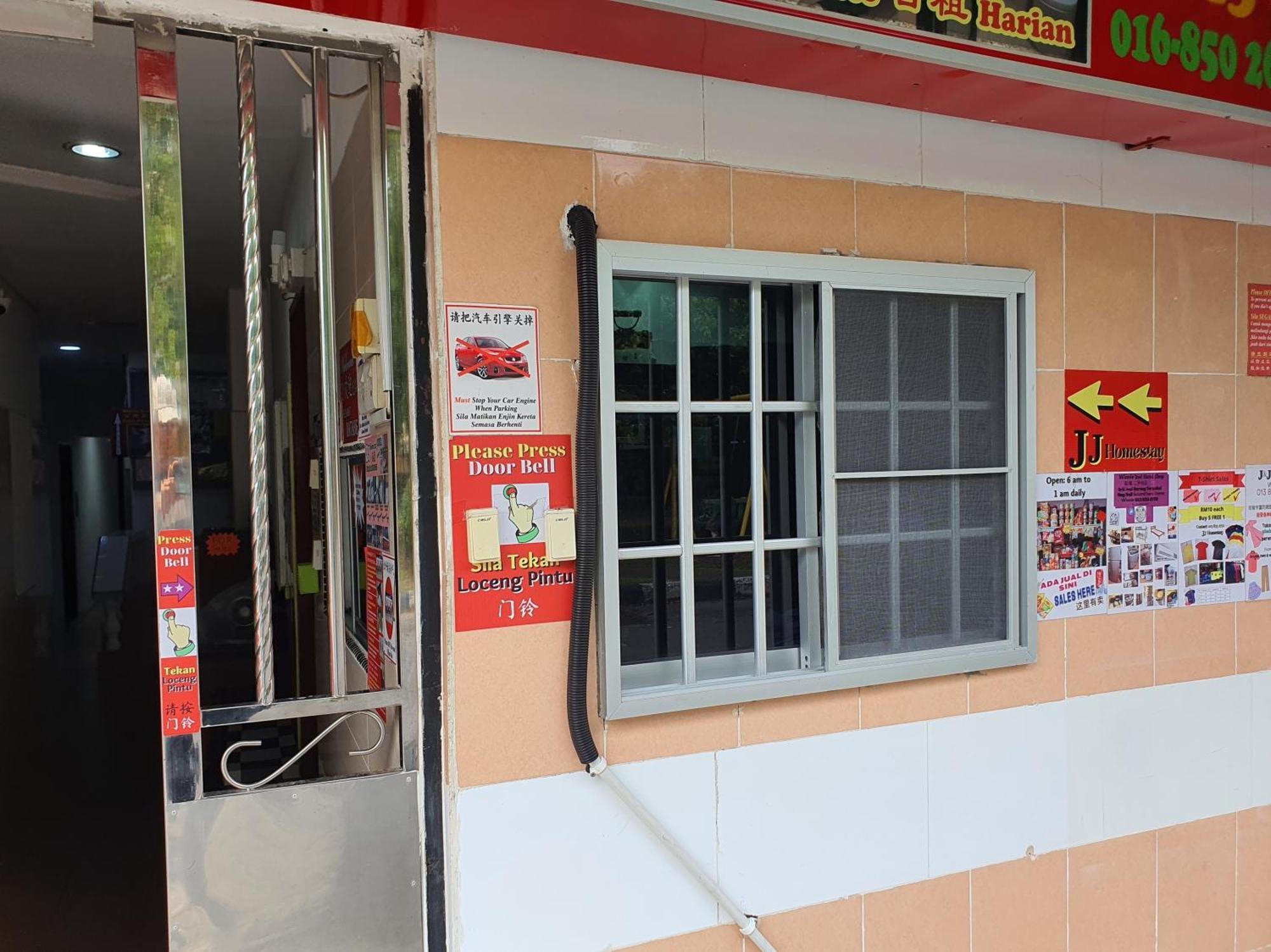 Oyo 90972 Jj Homestay Miri Exterior photo